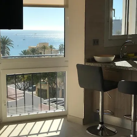 Apartamento Carril Del Siroco 1,costa Del Sol,benalmadena. Benalmádena